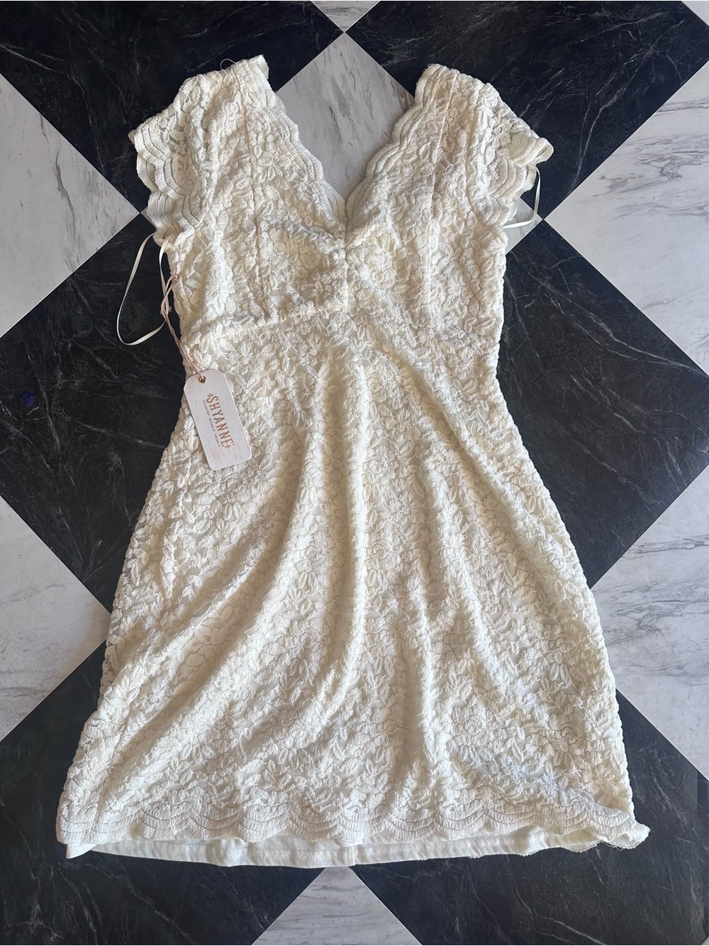 New with tags small Shyanne Cream Lace V-Neck Chemise